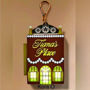 BBW Light-up Tiana's Place Keychain & Pocketbac Holder